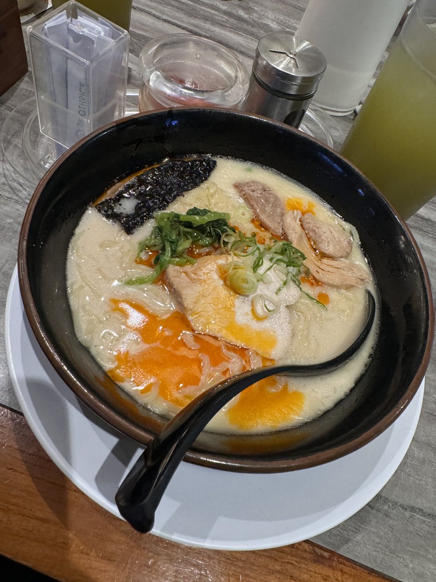 𝐍𝐚𝐫𝐢𝐧 tweet media