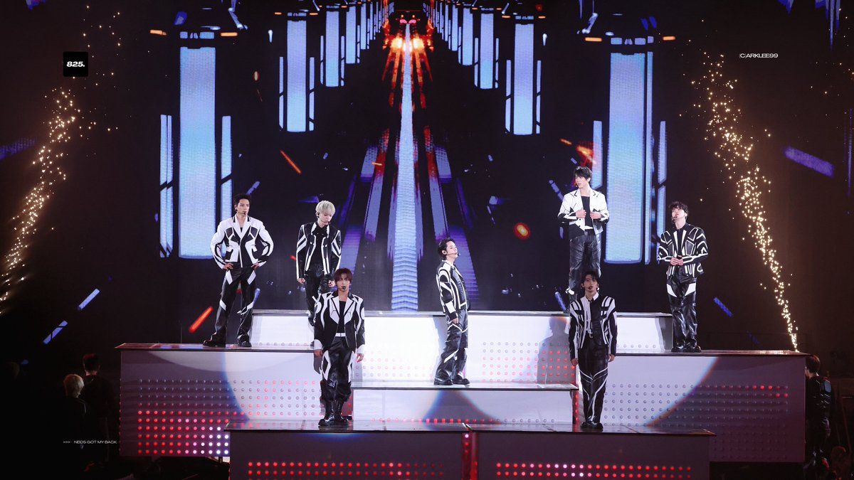 🎱+💚 tweet media