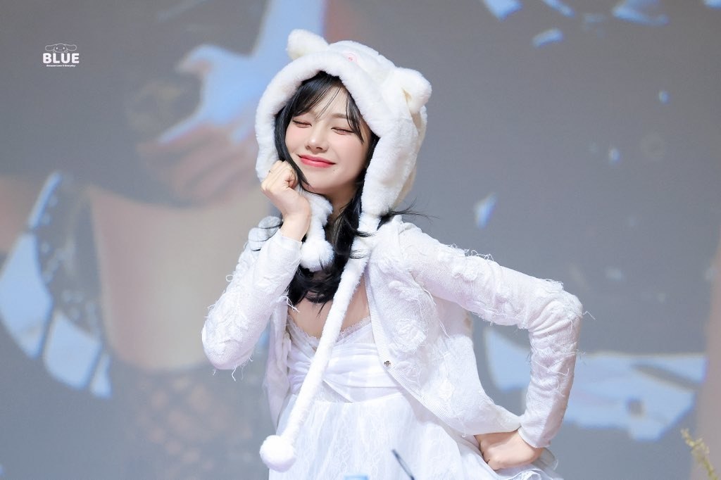 𝐒era! tweet media