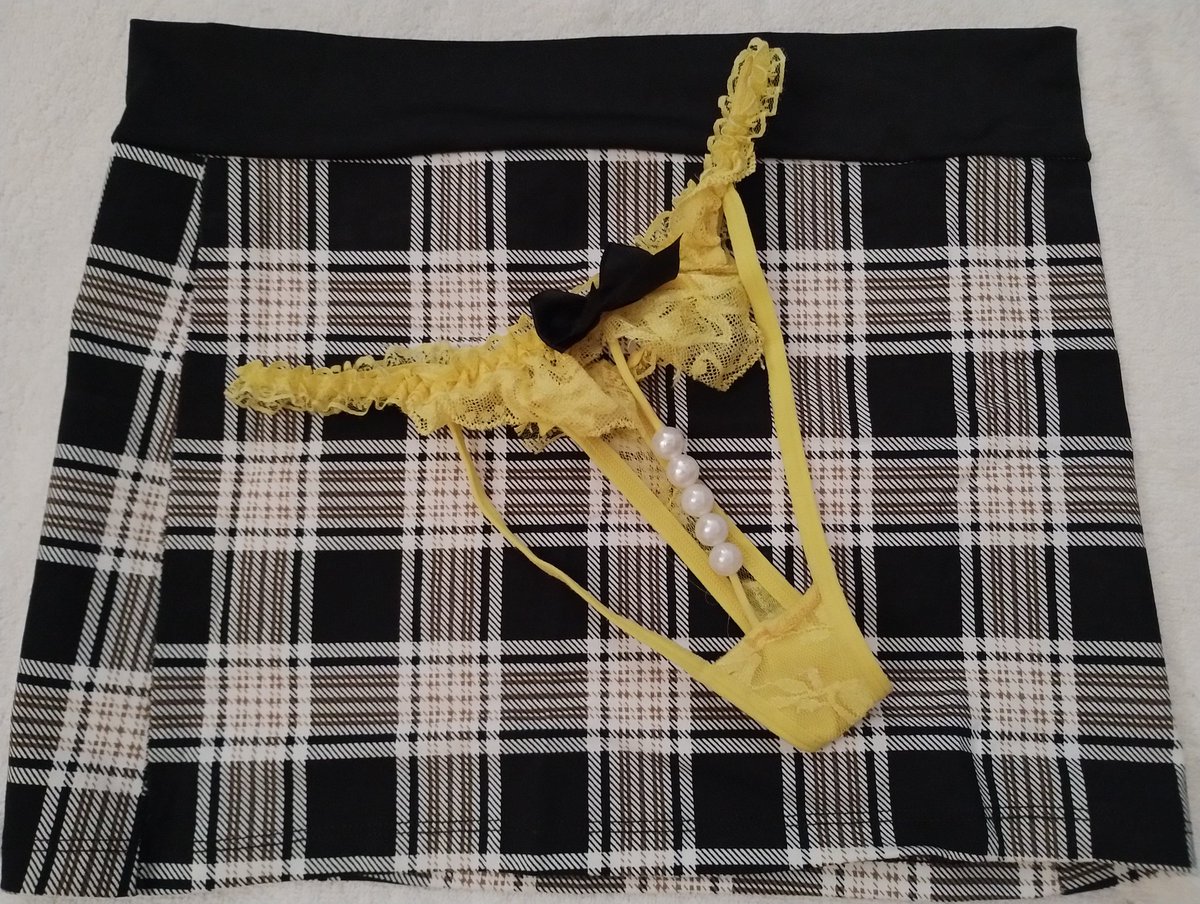 Deborah Vargas👠 tweet media