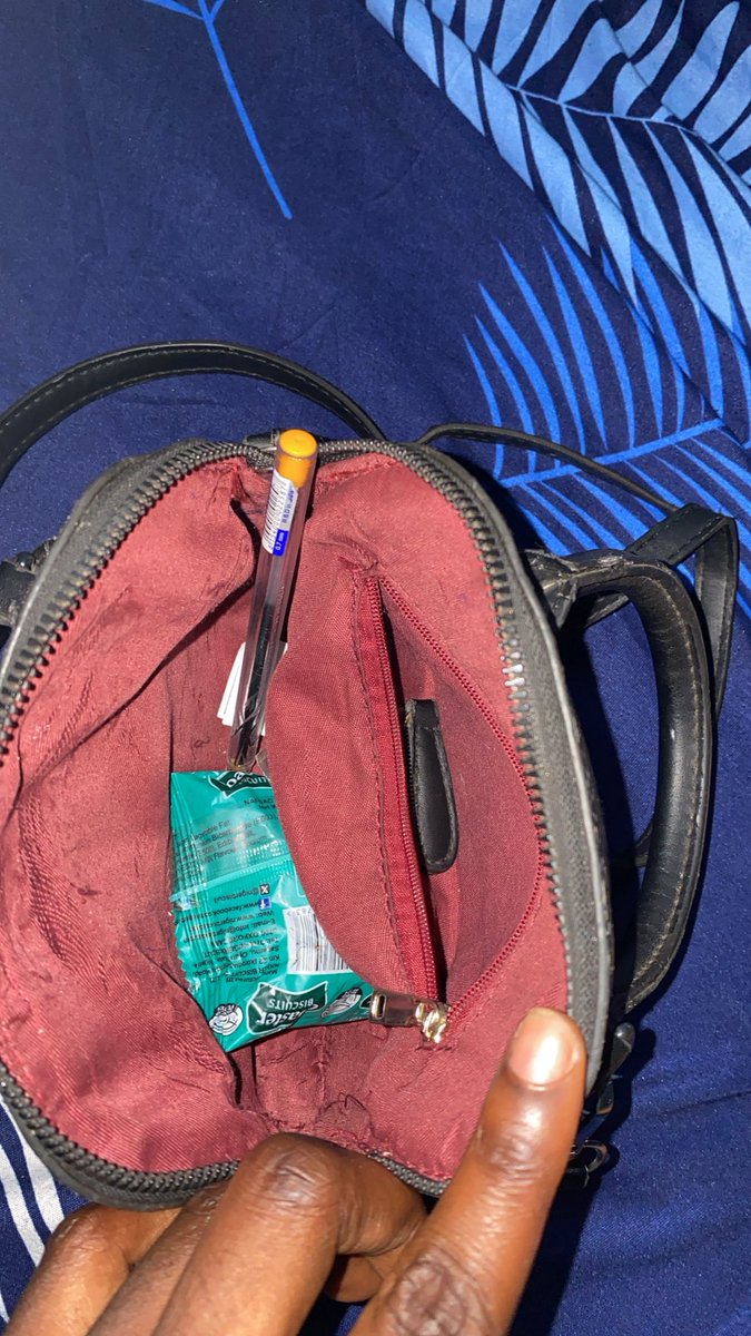 ANJOLAOLUWA tweet media