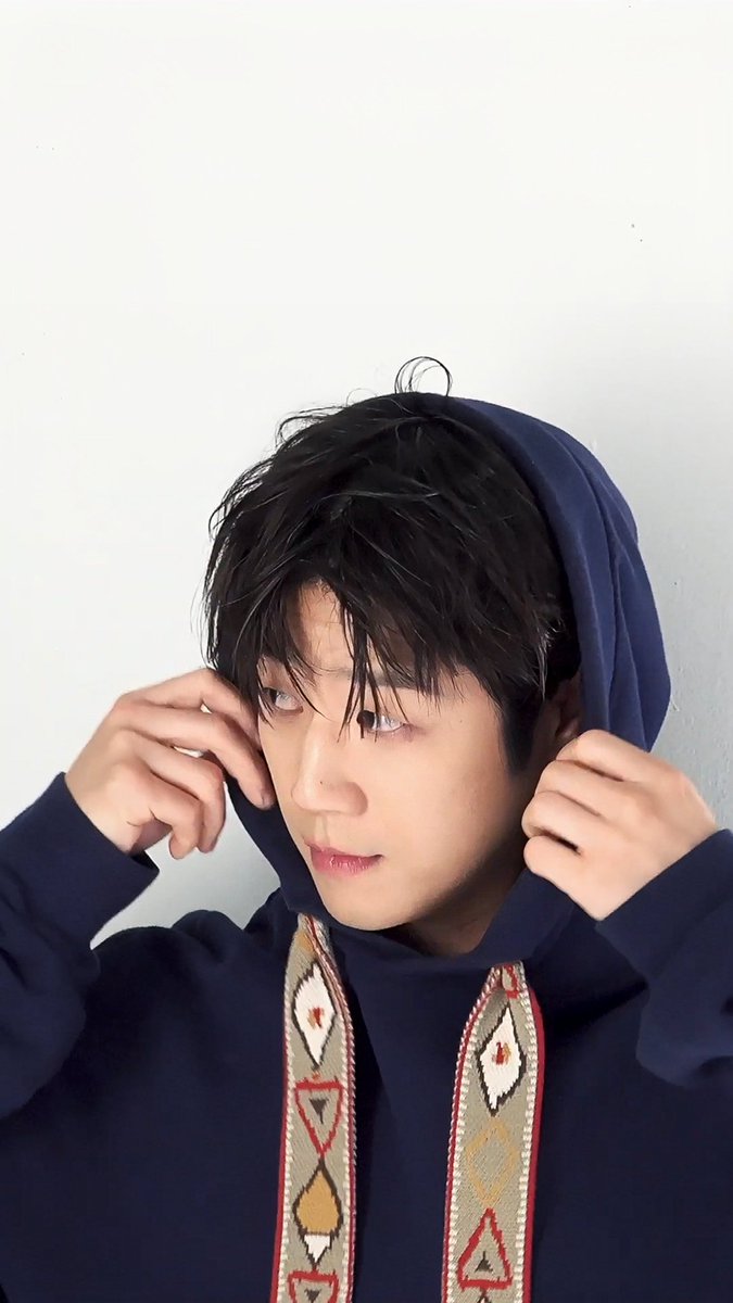 ์ ๋น ์โฐ๐ถโโบโโ tweet media