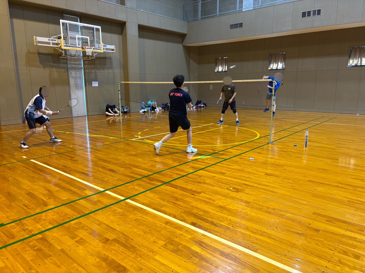 ygb2003's tweet photo. 土曜は8人の参加でした🏸
離れるメンバーとのチーム練習は一区切りつきます🥹
また来年度から人の移動もあり、新しくメンバーを迎えれたらいいなぁ😉
来週は大会や合宿のため、練習はお休みです。 https://t.co/OXxe6omTPK