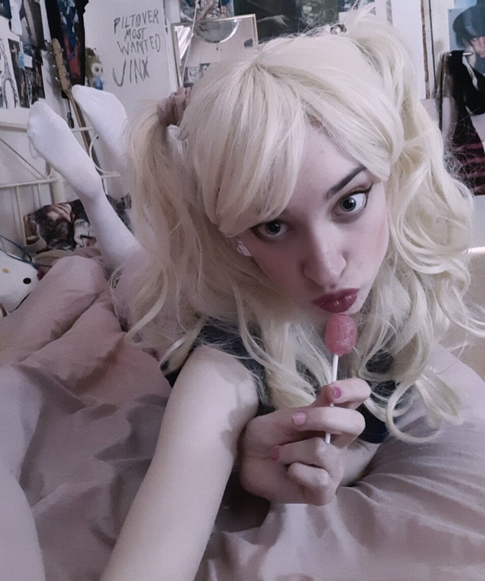 𝓷𝓪𝓷𝓪 tweet media