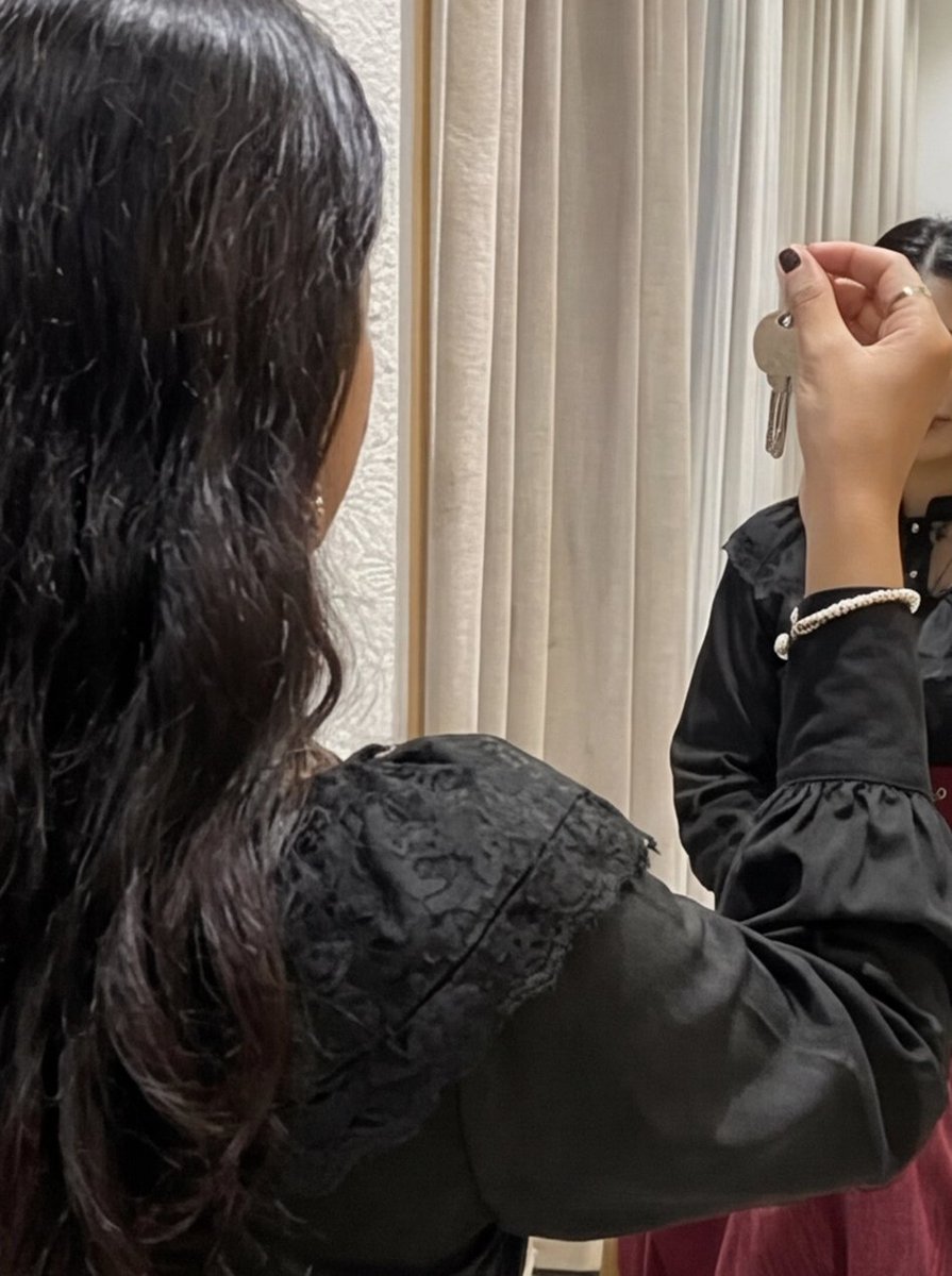 queen ruhani tweet media