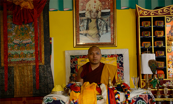 JDharmaQuotes's tweet image. Boxed limitless potential ~ 17th Karmapa
justdharma.org/boxed-limitles…

#17thKarmapa #role #identities #limit