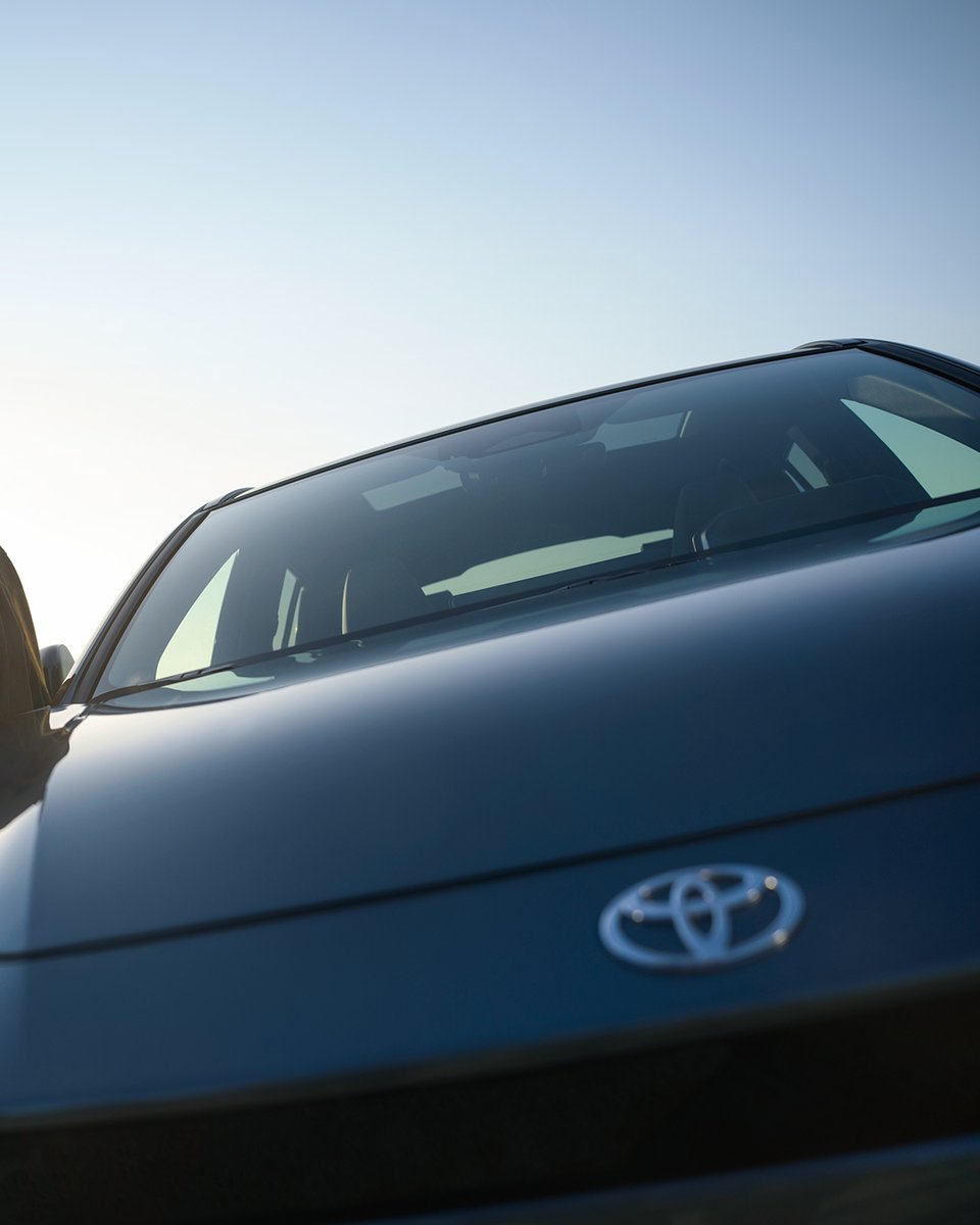 Toyota España tweet media