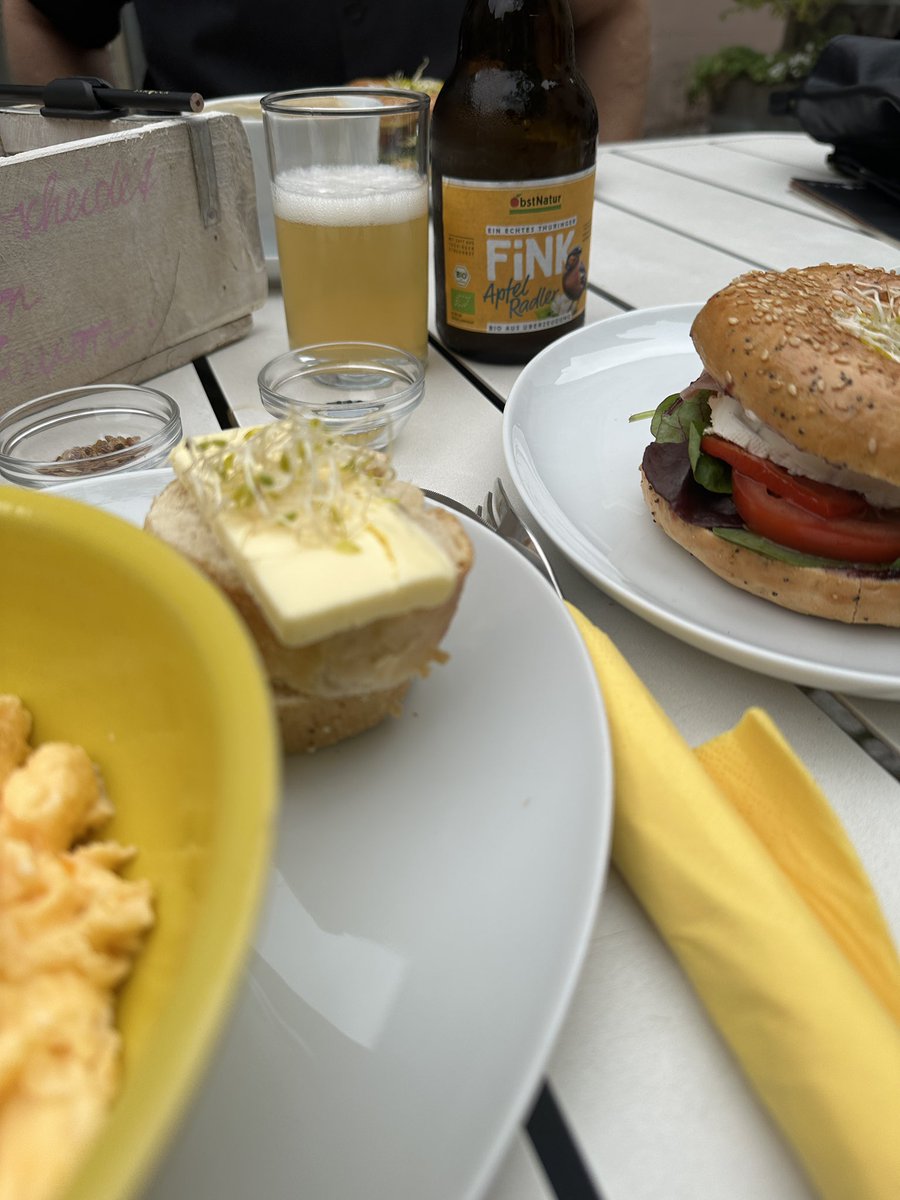 lecker Bierchen tweet media