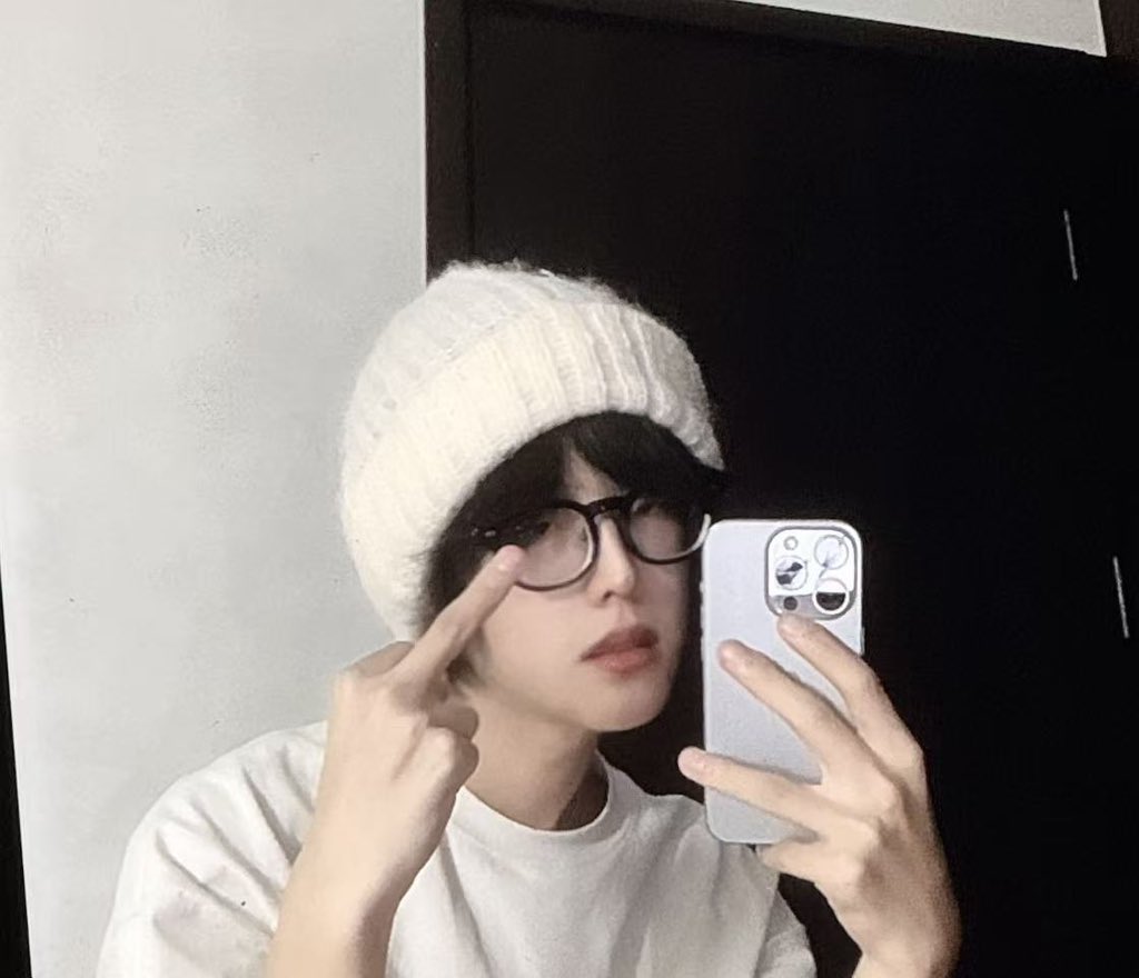 阴雨天 tweet media