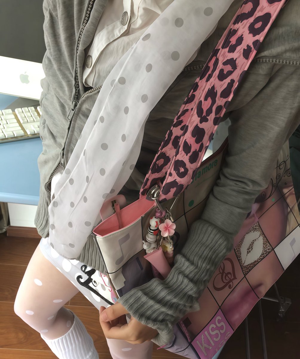 catsolutely tweet media