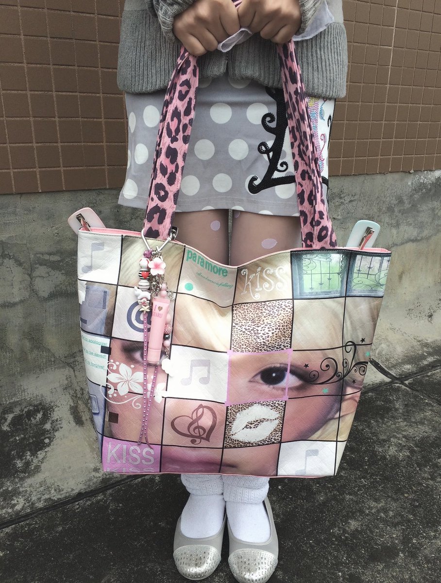 catsolutely tweet media