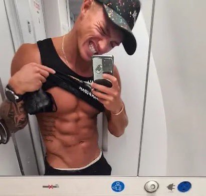 FIT Zahry tweet media