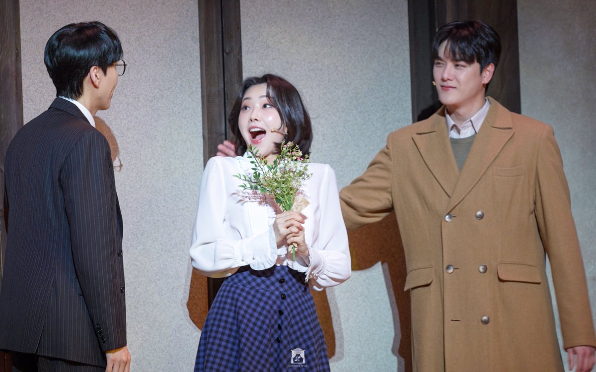 後nWHERE tweet media