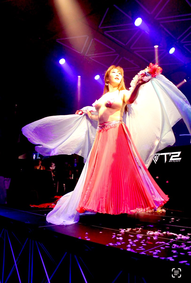 あけみ 朱魅 🌈 tweet media