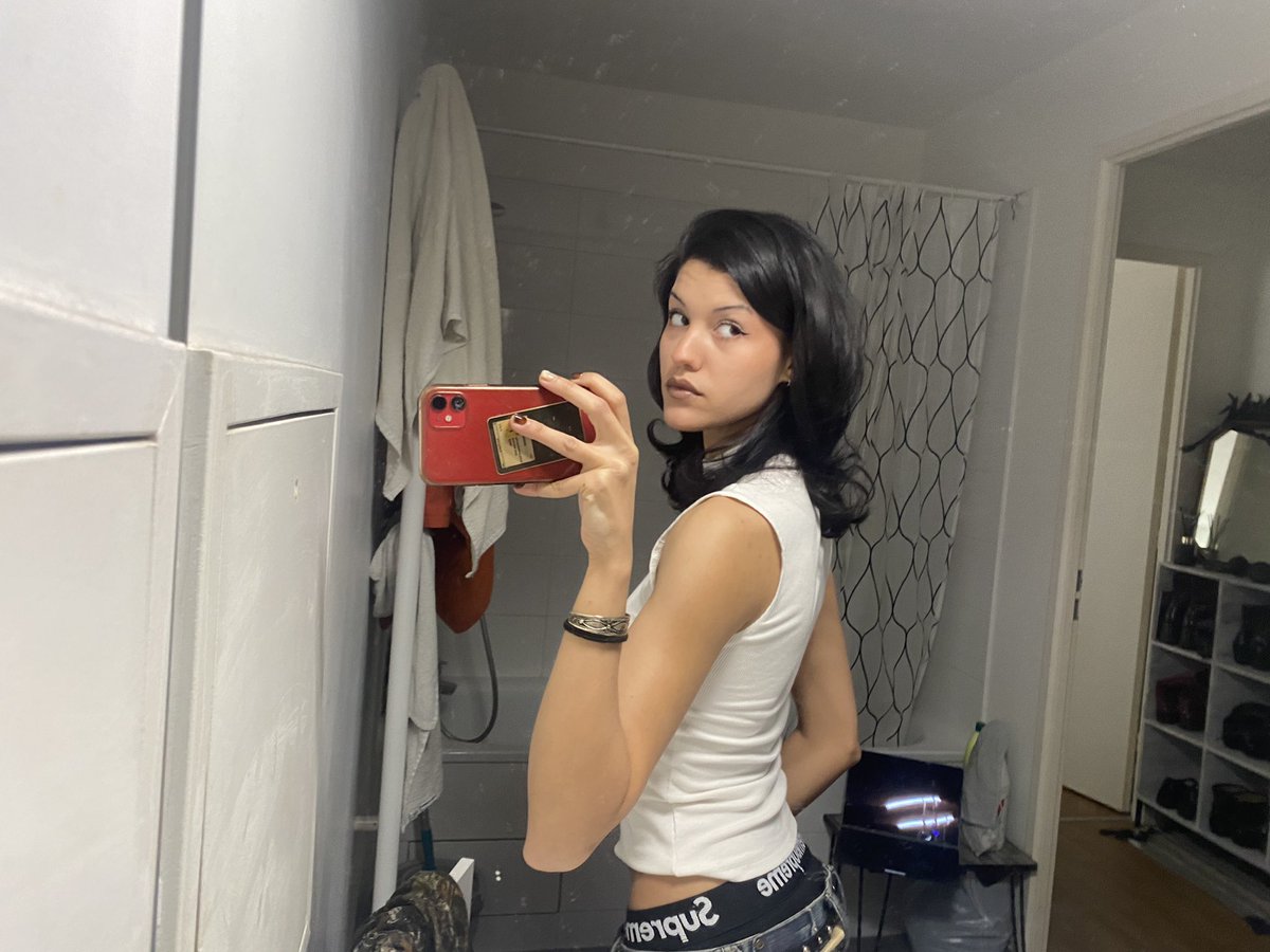 ☥ ⵣ nine inch fangs tweet media