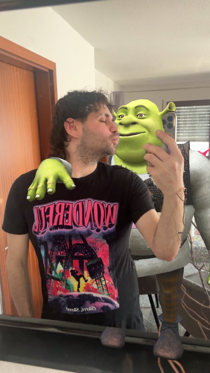 Shin 愛 tweet media