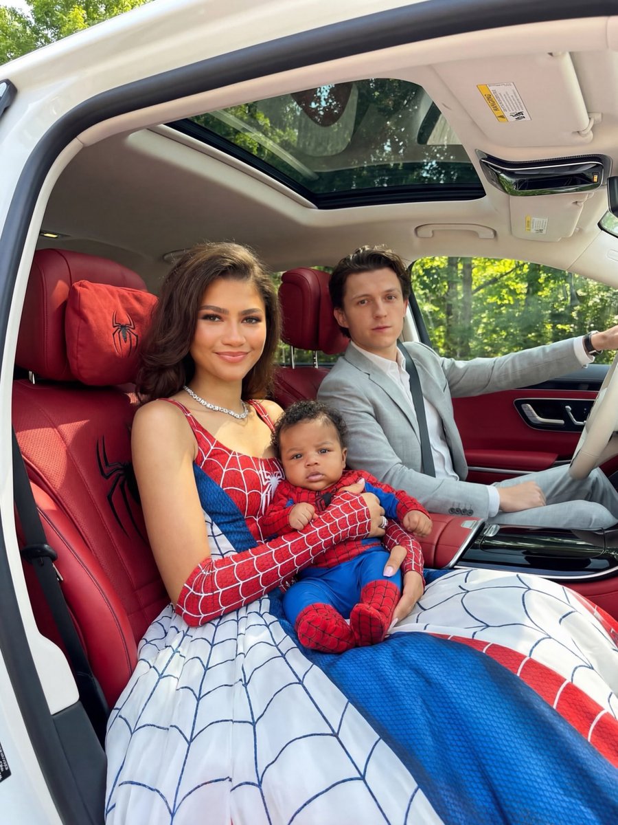 GOSSIP ROOM tweet media