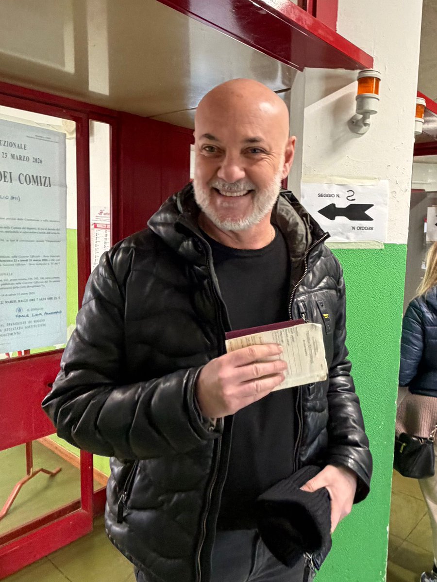 edosyloslabini's tweet image. Per andare oltre il Sistema, SI, andate a votare! #referendumgiustizia #SI