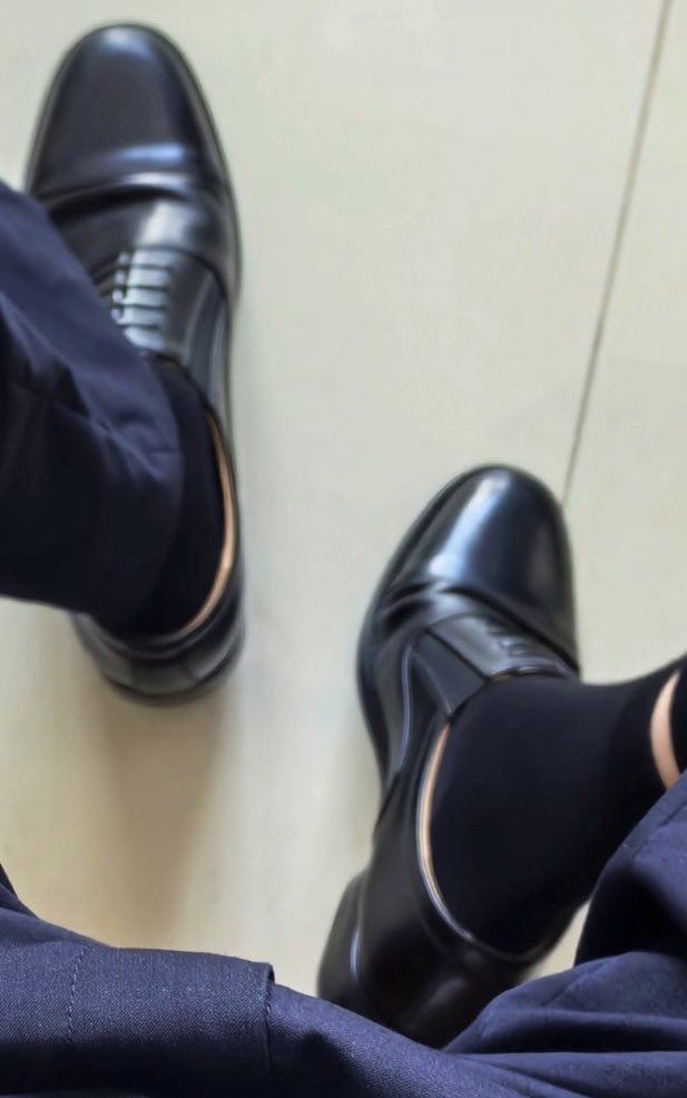 Black Socks tweet media