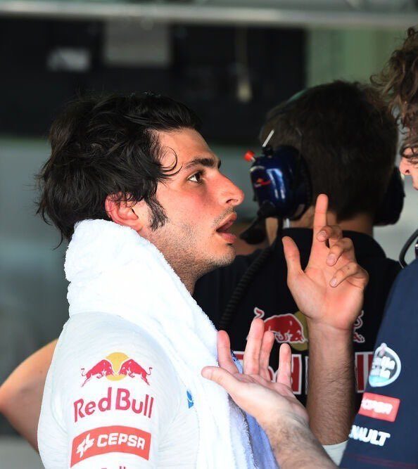 carlos sainz archive tweet media