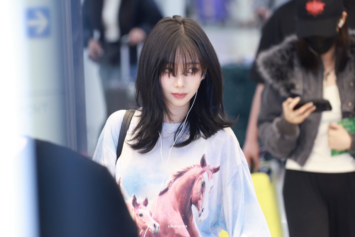 ใส่เสื้อม้า แต่ชั้นกลายเป็นลิงละ หน้าตาดีมากกกกกกกกกกกกกกกกกกกกกกกกกกกกกกกกกกกกก ชอบมากกกกกกกกกกกกกกกกกกกกกกกกกกกกกกกกกกกกกกกกก