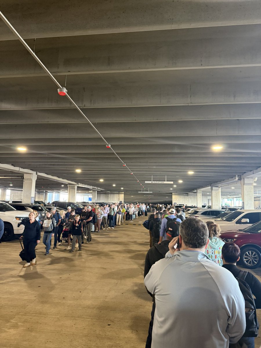 this happened to my buddy eric tweet media