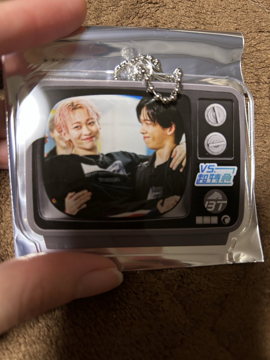 ゆりやで tweet media