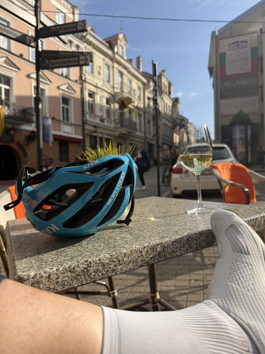 sarunas skyrius tweet media