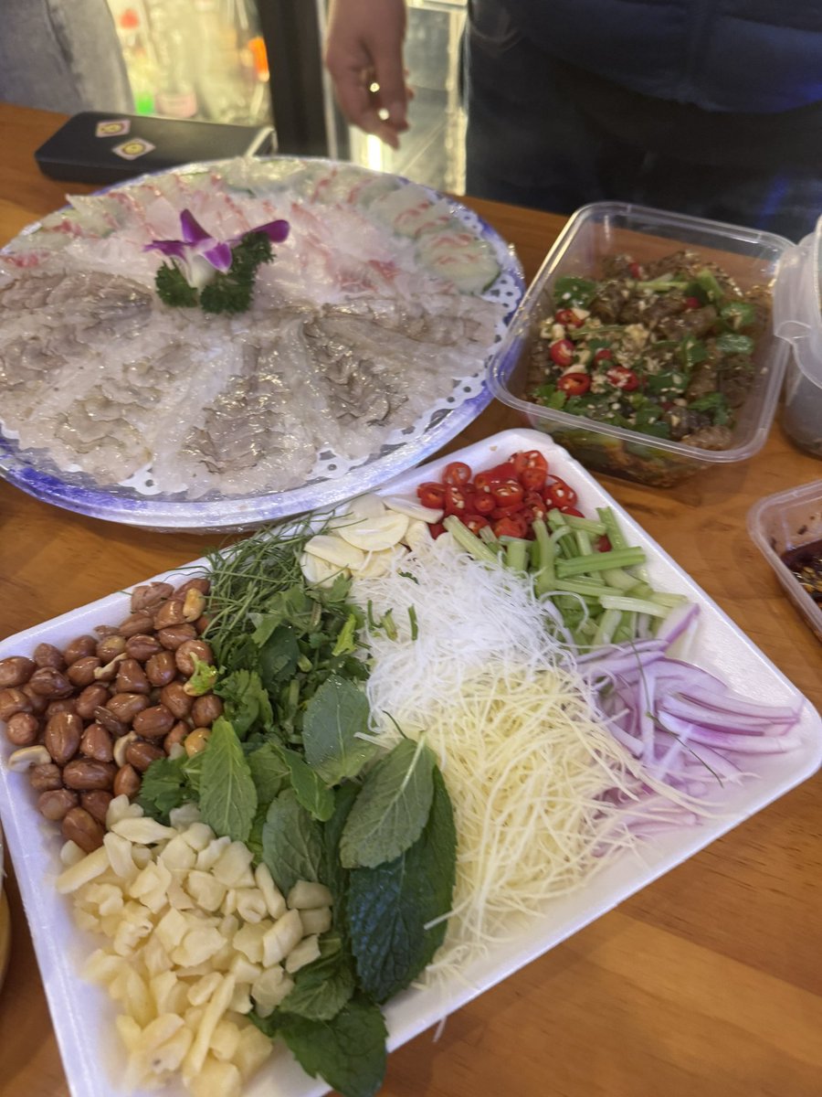 ぴんそん@白酒 tweet media