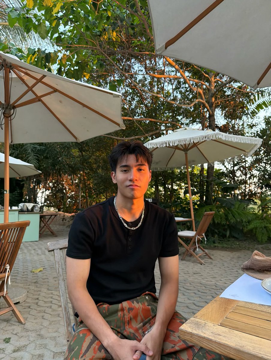 vanie⋆ tweet media