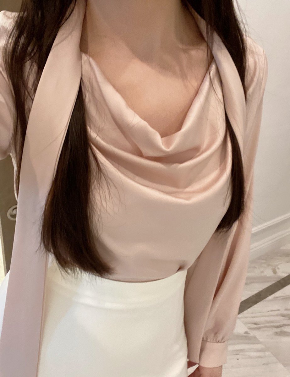 红杏微墙 tweet media