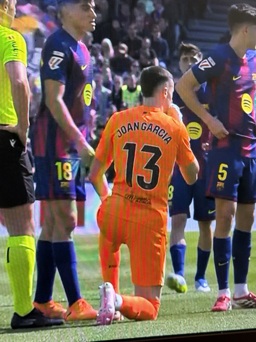 Loguito Fcb tweet media