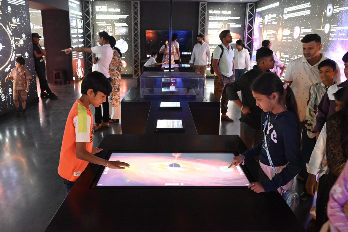 Gujarat Science City tweet media