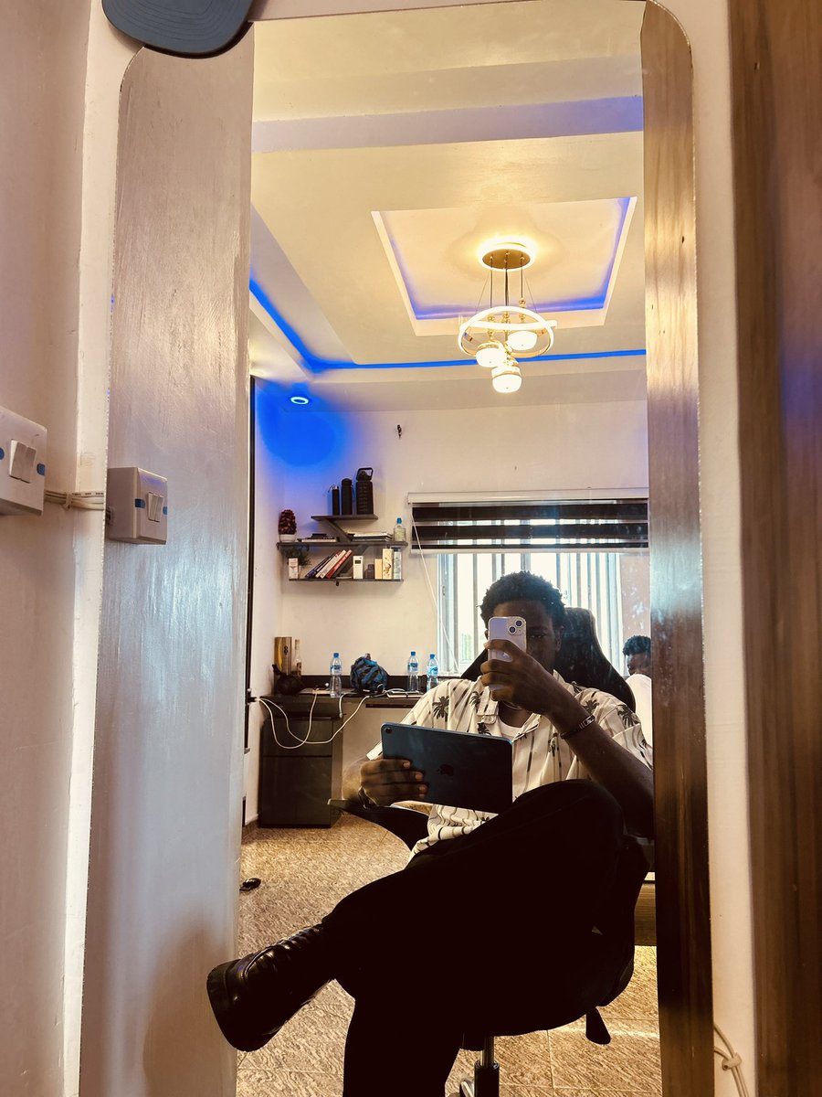 THE ALCHEMIST PRINCE 🥷🏿♟️🦅 tweet media