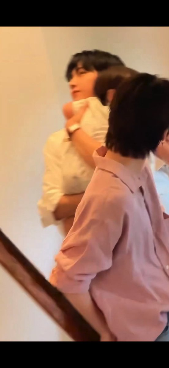 ࣪ ࣭ ⬞ 𑂯 neena ،﹆ ྀི tweet media