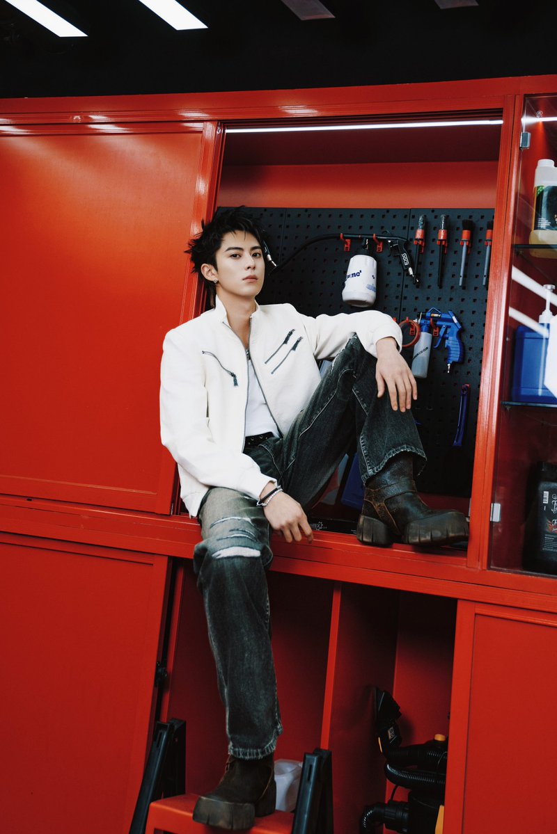 Dylan Wang Hedi 王鹤棣 tweet media