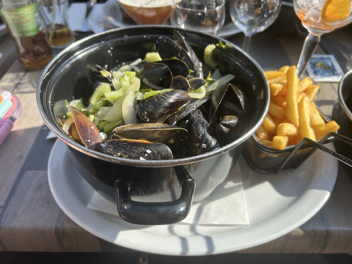 Maître Execution tweet media