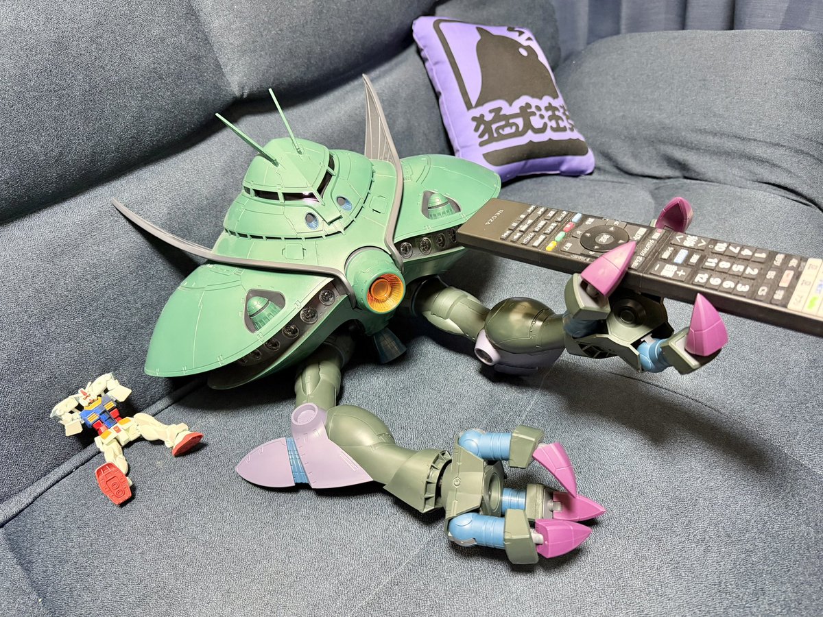 クノティス tweet media