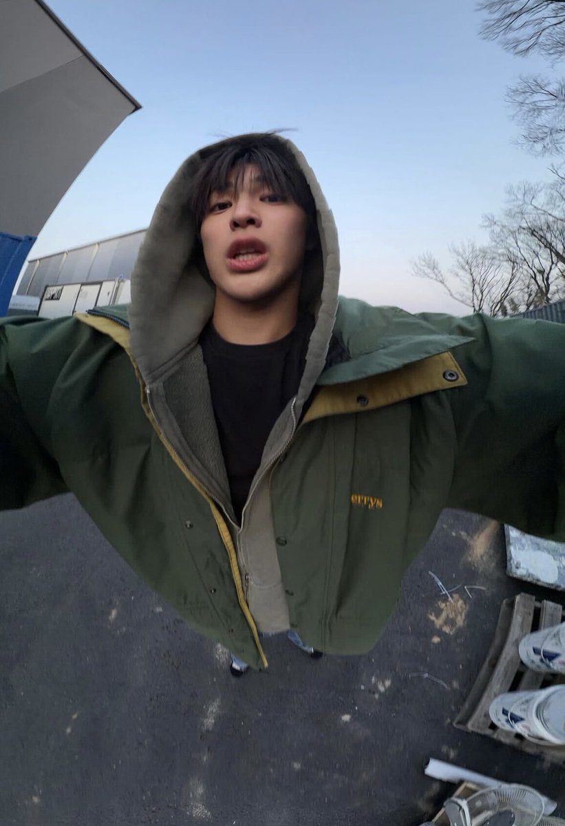 keonho pics tweet media