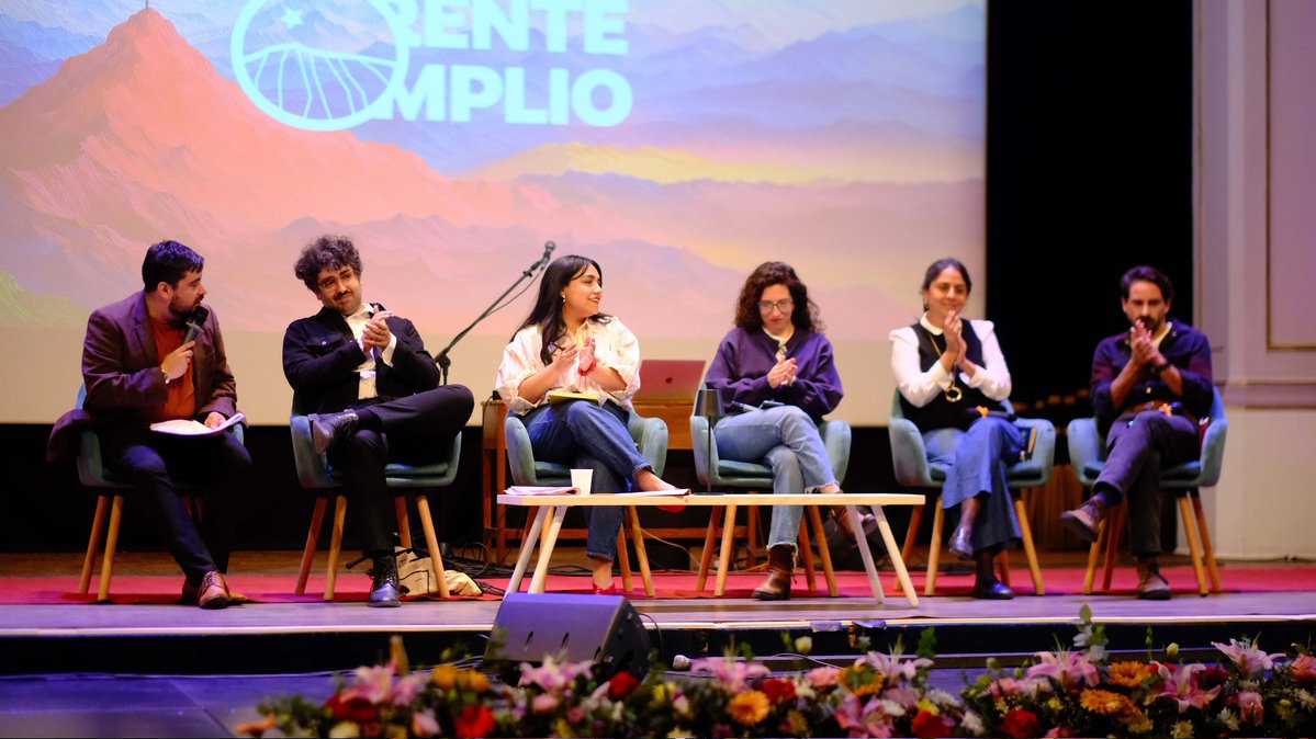 Javiera Toro Cáceres tweet media