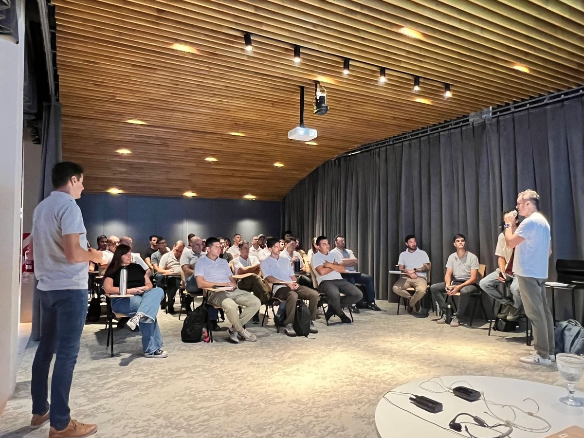 Alejandro Rossa tweet media