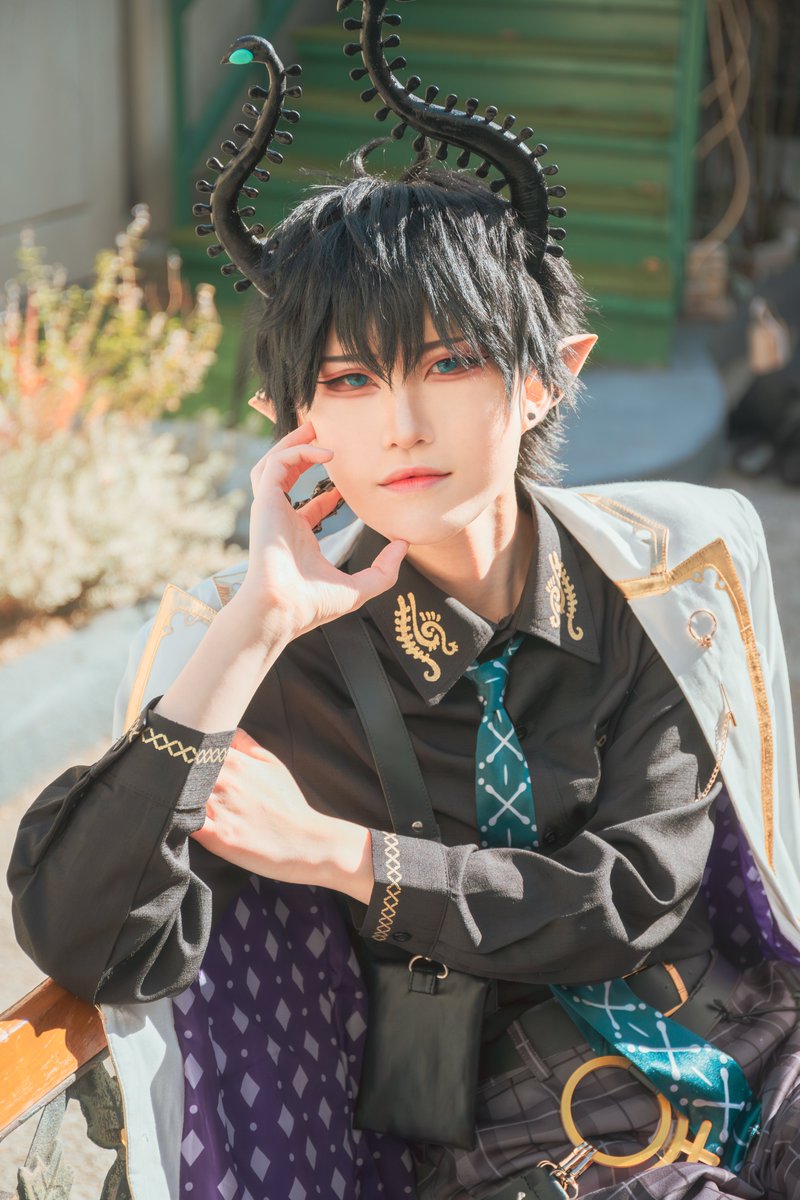 Cosplay 😈🛸

photo @/t__m_t 
 #RenZottoArt