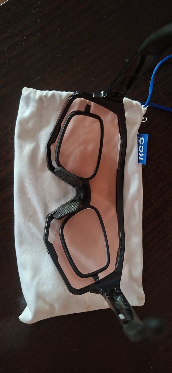 муниципальный физкультурник (parody) tweet media