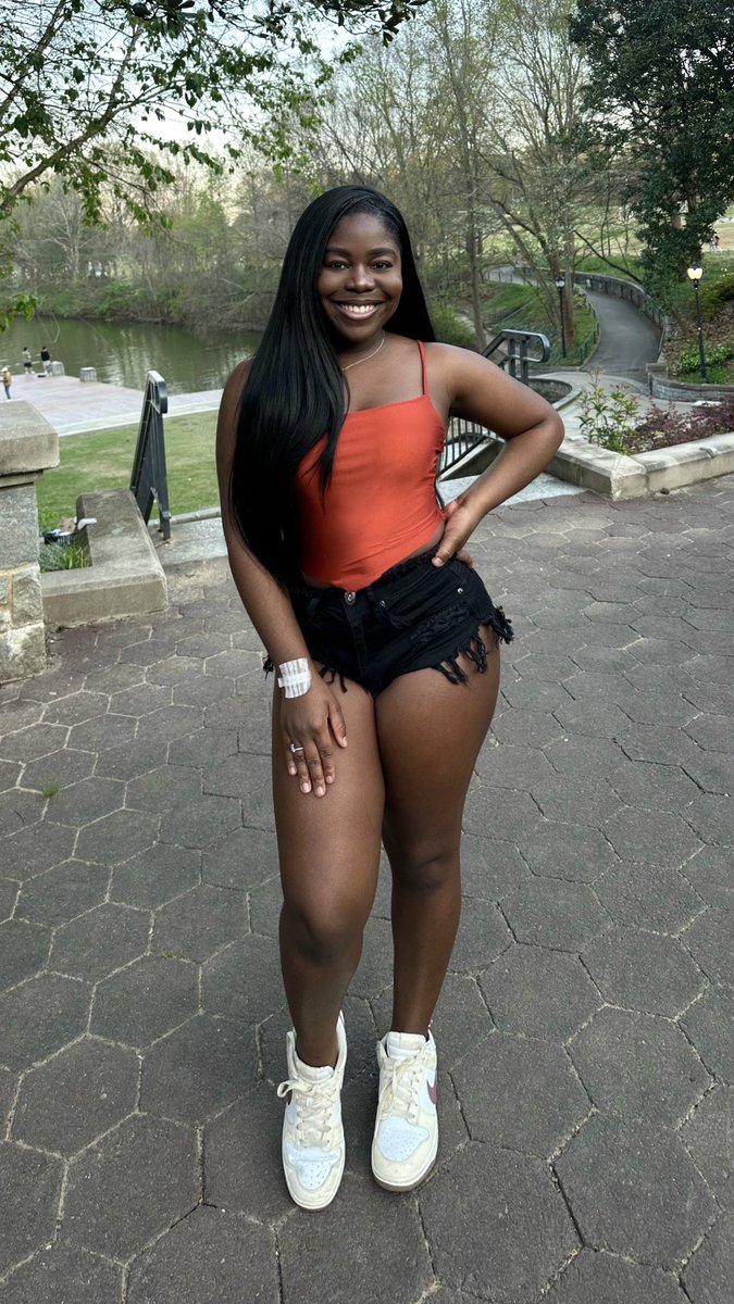 Miss Cess ✨ tweet media