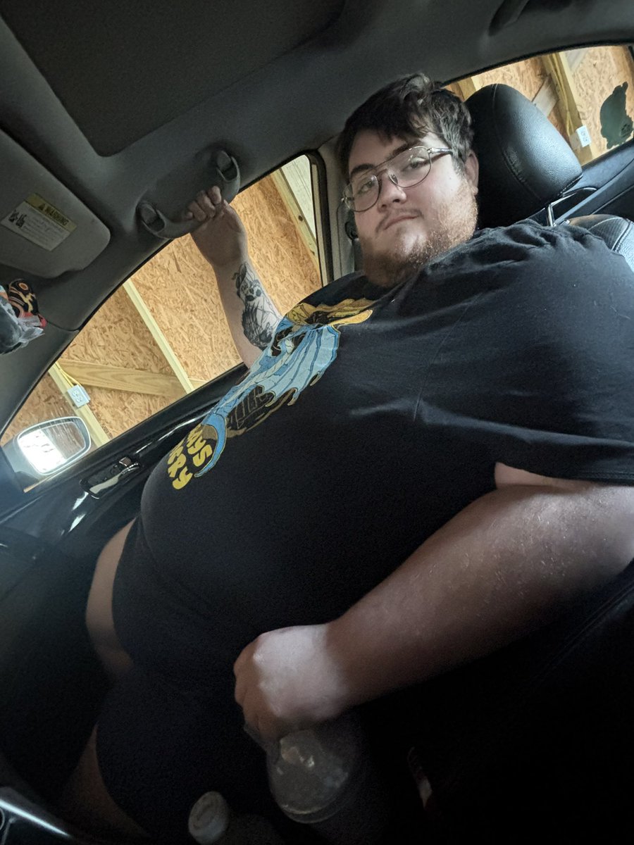 Coco 🍩 Belly Enthusiast tweet media