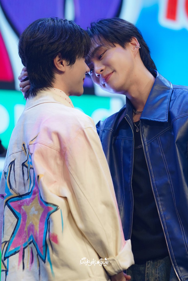 LokyiLogue tweet media