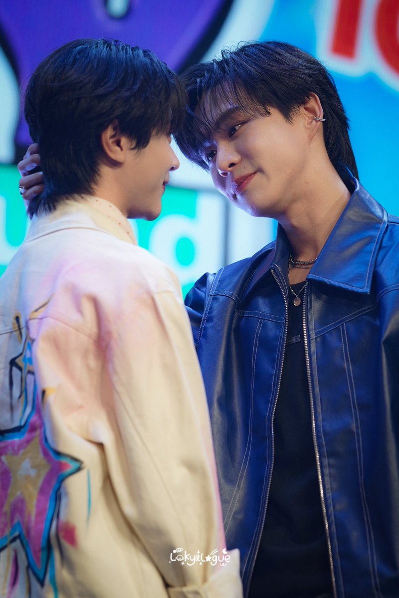 LokyiLogue tweet media