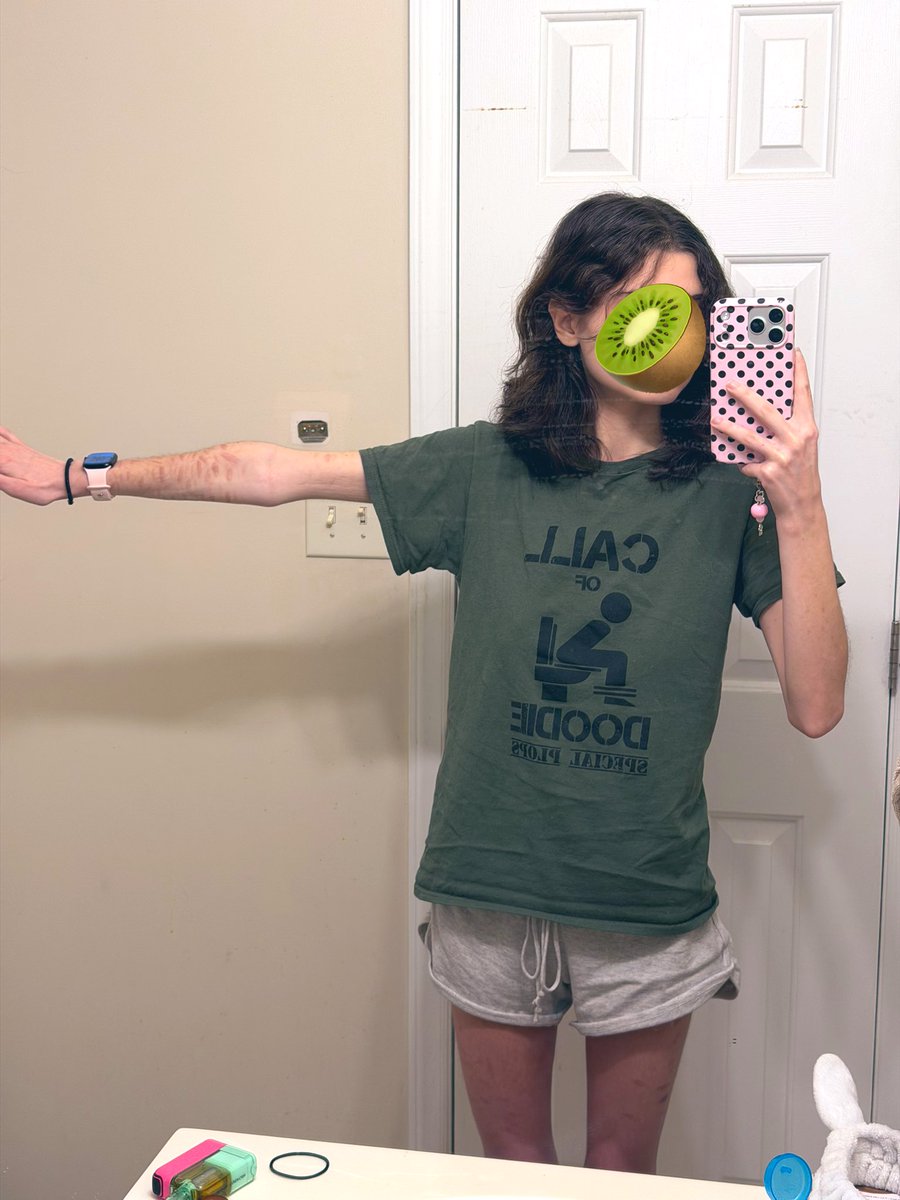 soleila 🍨 tweet media