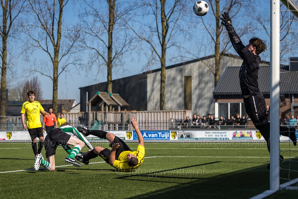 Fotoweergaven van de voetbalwedstrijd GVV'63 2 - Tricht 2 staat op de site.
Linkje naar de foto's. >>>   tinyurl.com/5etd6uj8
