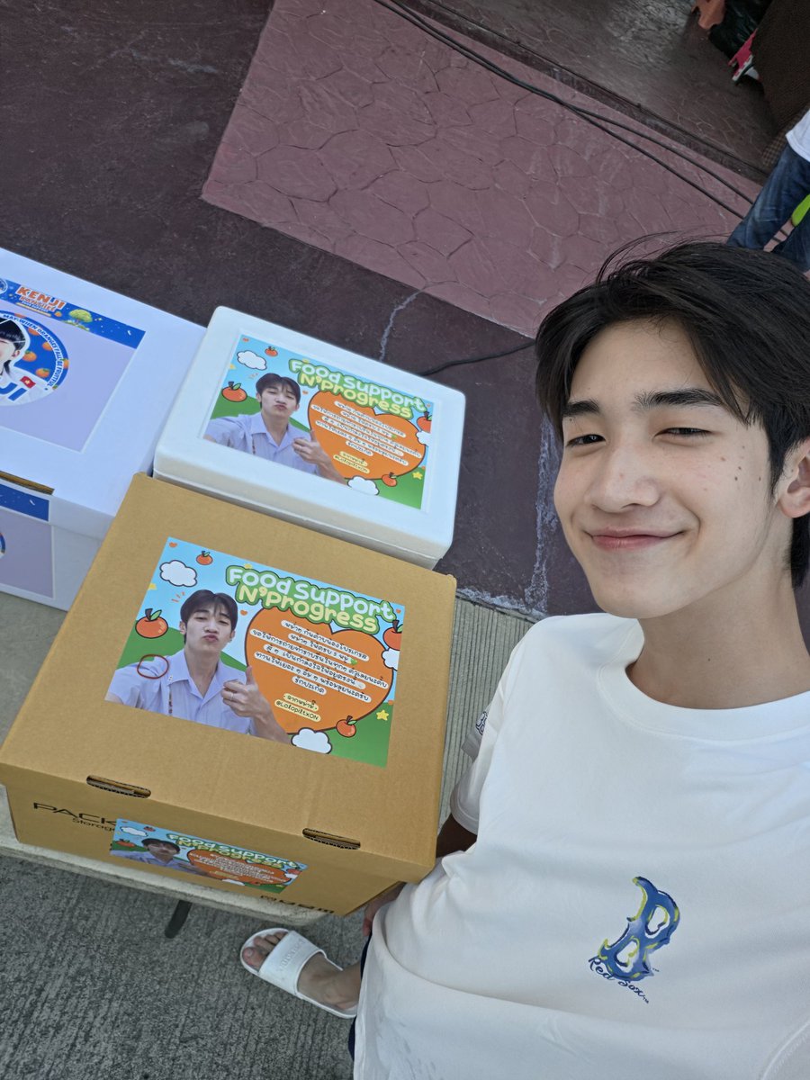 ___progresss___ tweet media